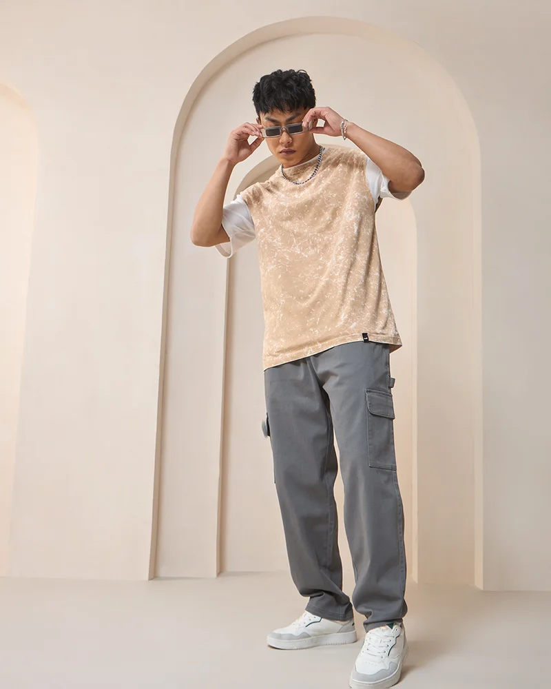 bewakoof  Men's Grey Oversized Cargo Carpenter Pants for Men | Best Price UAE